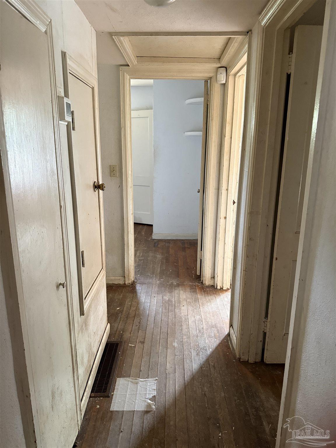 413 Frisco Road Pensacola, FL 32507 - Photo 8 of 25