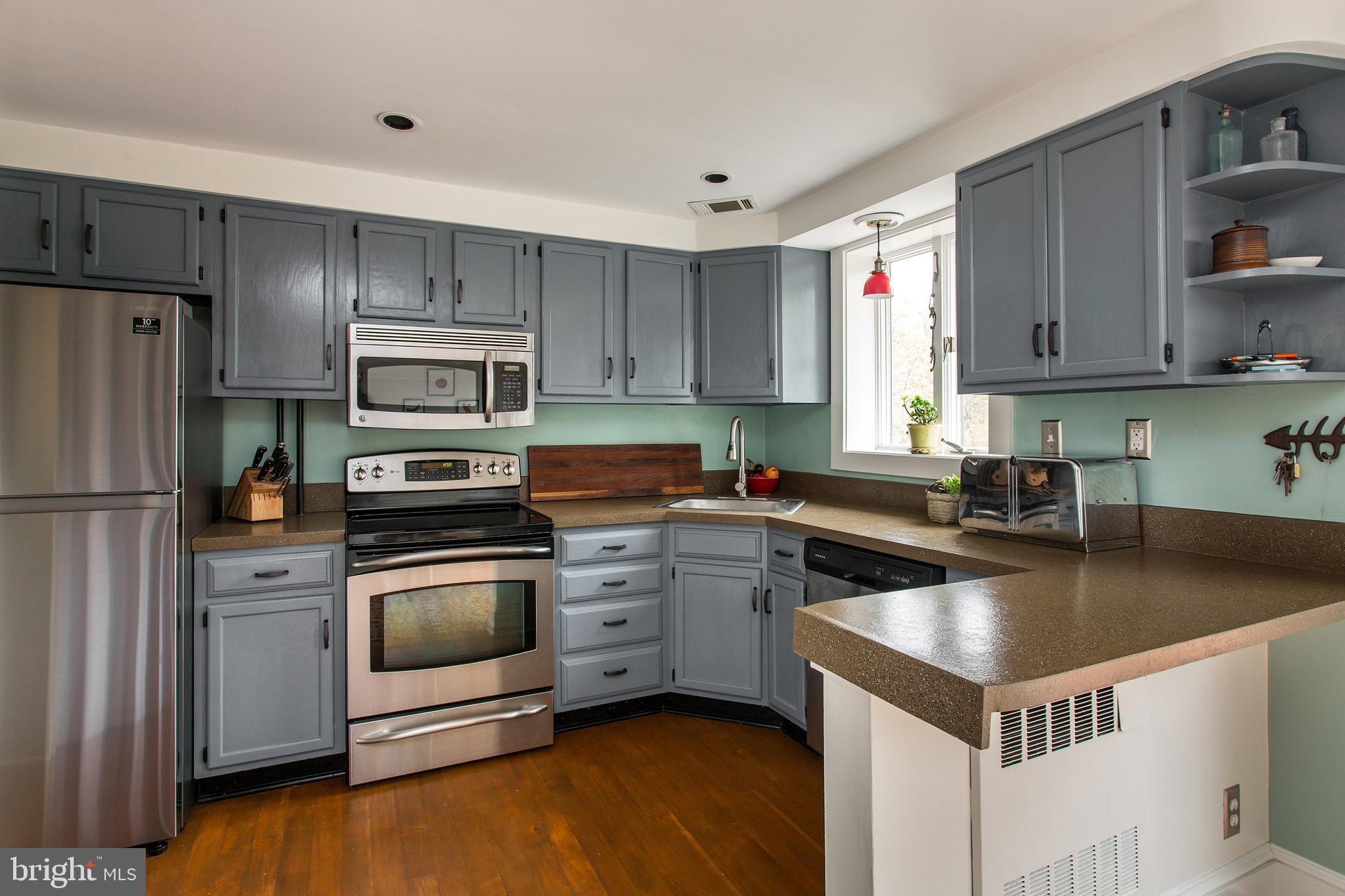3637 Aquetong Road Doylestown, PA 18902 - Photo 8 of 28 Gallery Image 8