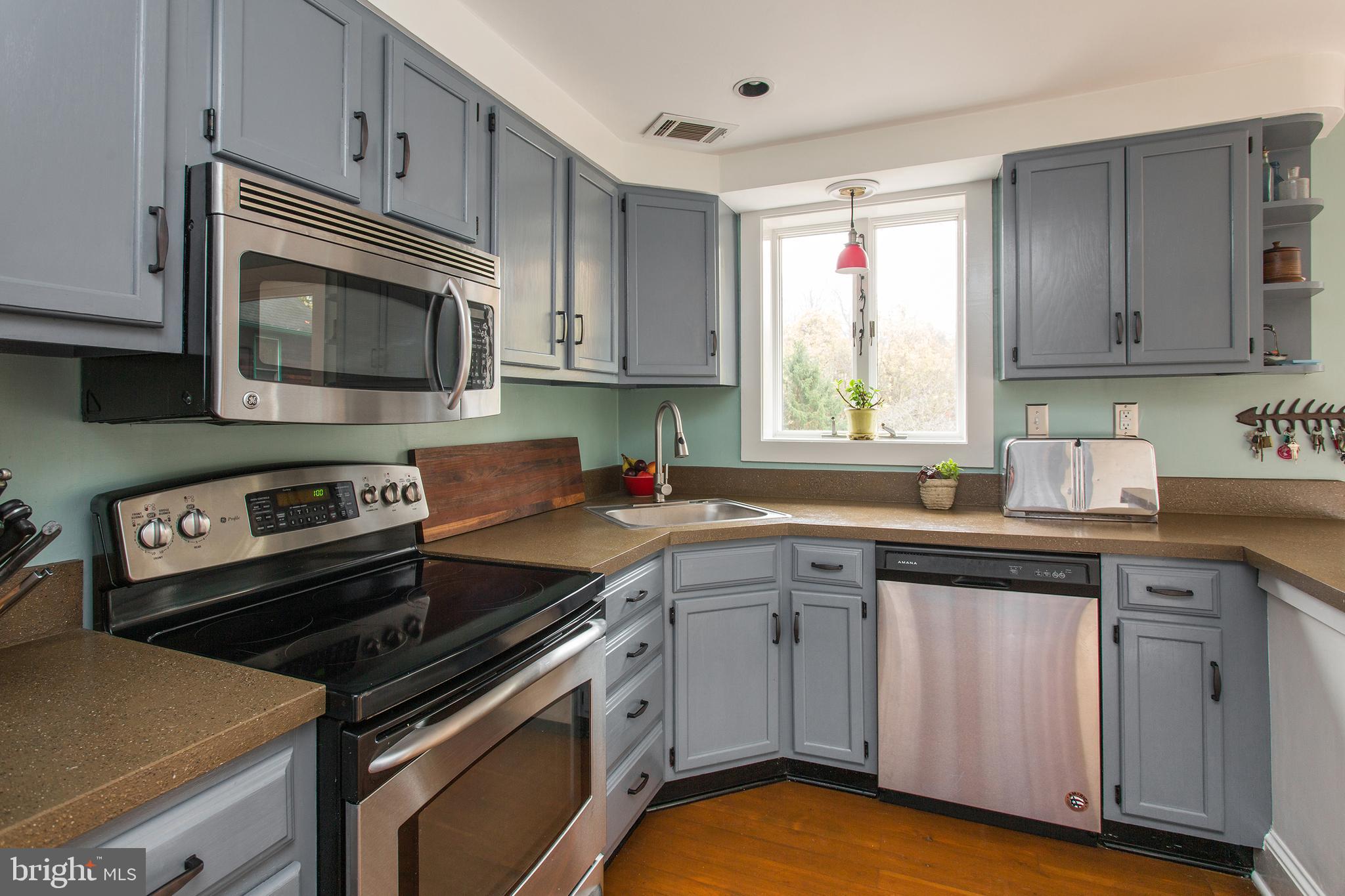 3637 Aquetong Road Doylestown, PA 18902 - Photo 9 of 28 Gallery Image 9