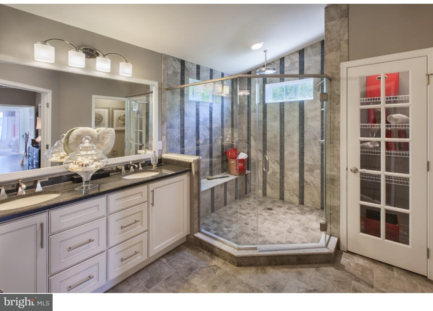 205 Corvus Circle Springfield, PA 19064 - Photo 8 of 11 Master Bathroom