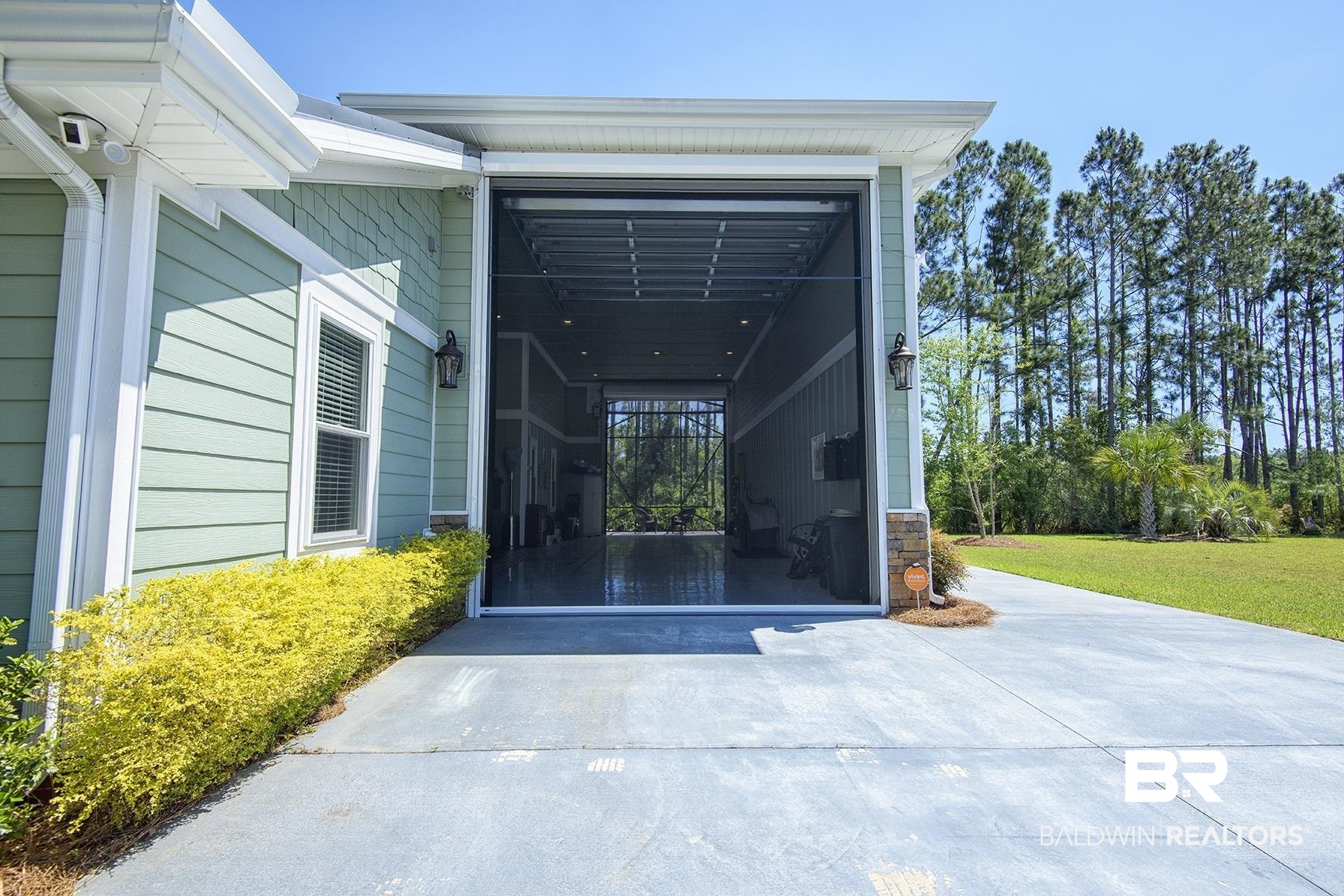 12400 Reunion Place Foley, AL 36535 - Photo 9 of 50 RV Garage Front View