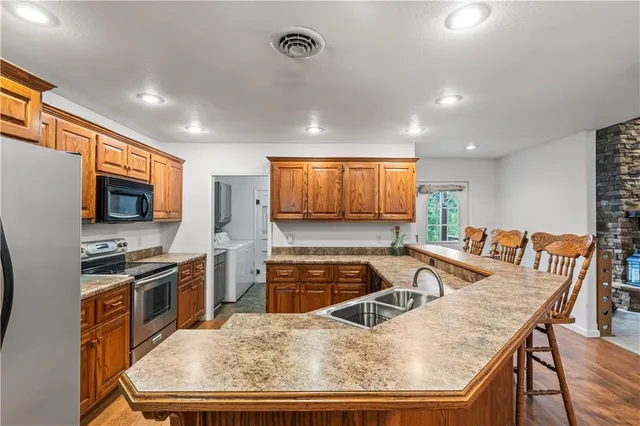 $825,000 | 23158 Highway T N/a Warsaw Mo 65355 N/a, Warsaw, MO 65355