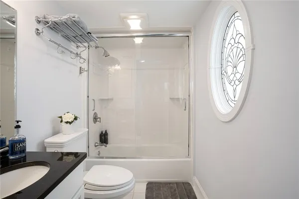 $925,000 | 20 Narragansett Avenue, Unit 604, Narragansett, RI 02882