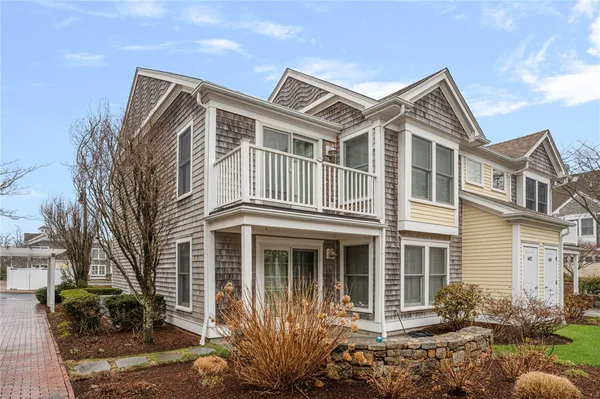 $925,000 | 20 Narragansett Avenue, Unit 604, Narragansett, RI 02882