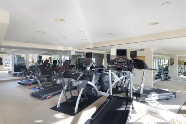 $925,000 | 20 Narragansett Avenue, Unit 604, Narragansett, RI 02882