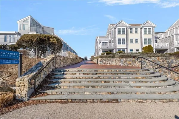 $925,000 | 20 Narragansett Avenue, Unit 604, Narragansett, RI 02882