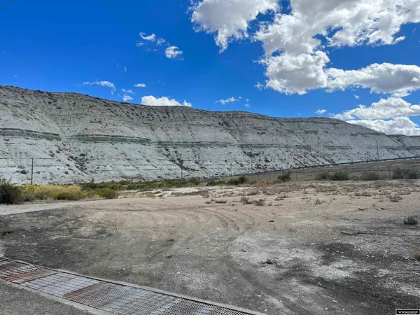 $225,000 | 615 East Flaming Gorge Way, Green River, WY 82935