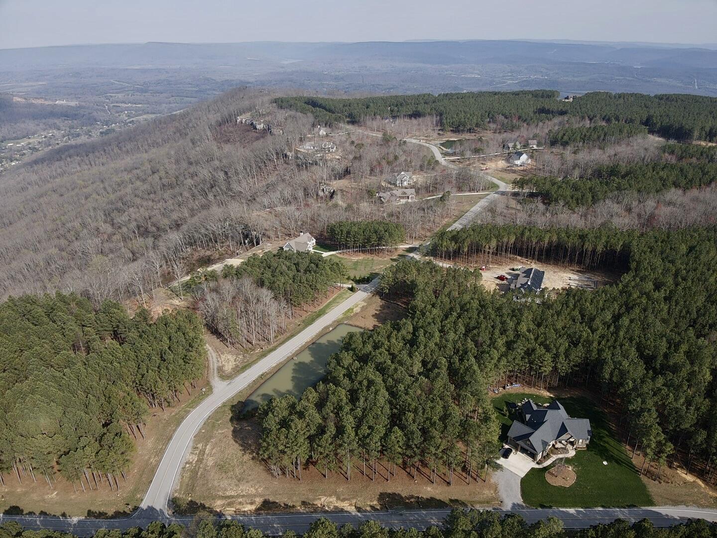 179 High Point Lane Jasper, TN 37347 - Photo 18 of 91 2024-03-21-16-02-14-974