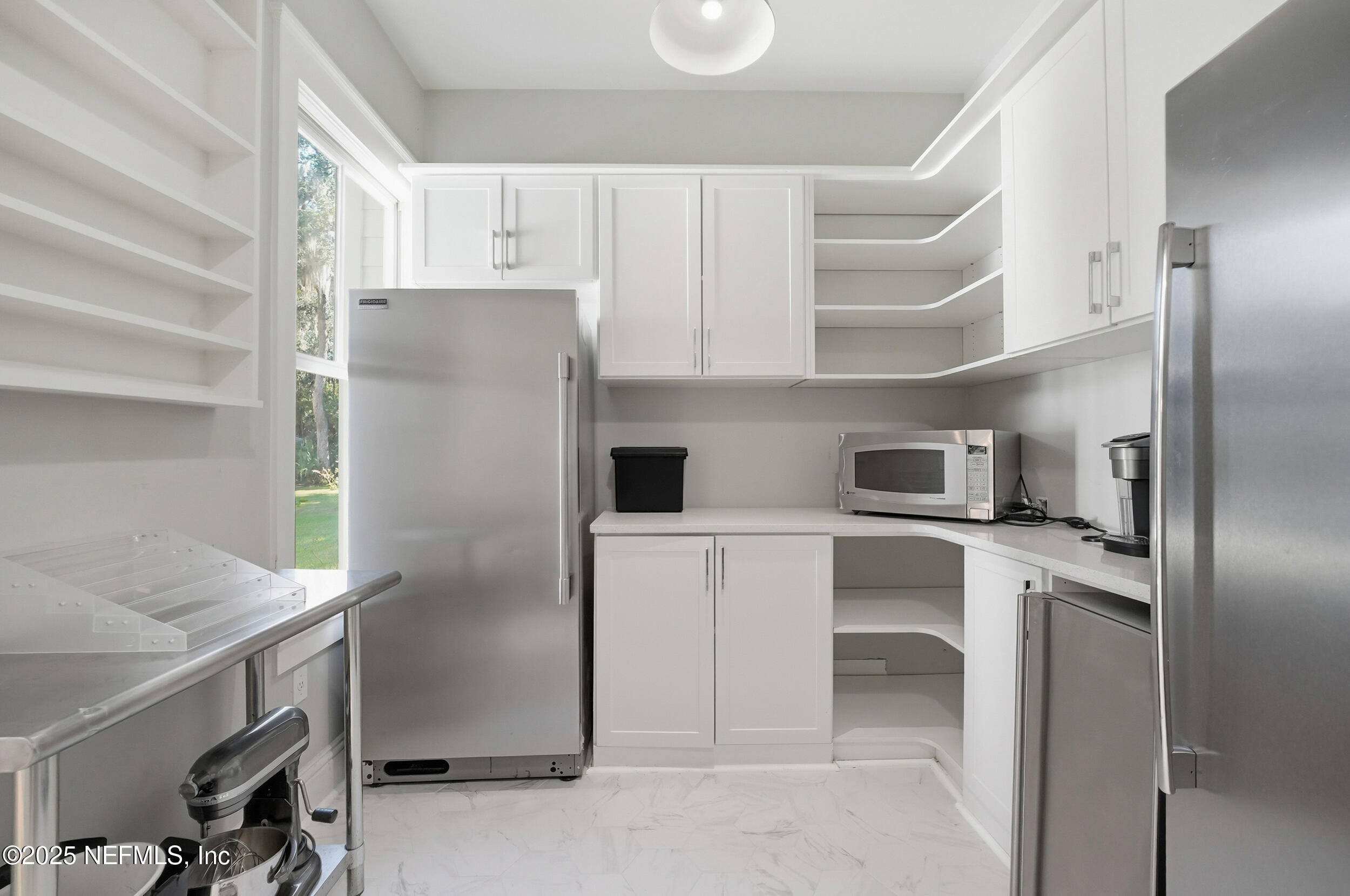 4745 Palm Valley Road Ponte Vedra Beach, FL 32082 - Photo 27 of 104 Pantry