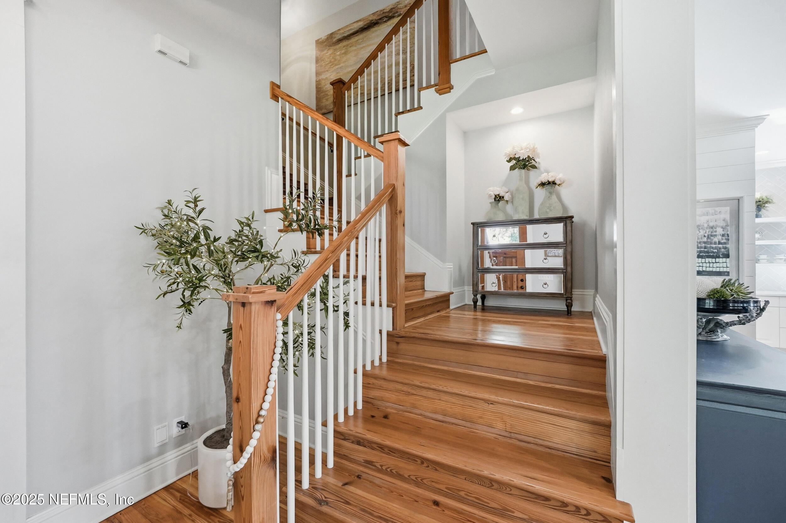4745 Palm Valley Road Ponte Vedra Beach, FL 32082 - Photo 46 of 104 a view of entryway and hall with wooden floor