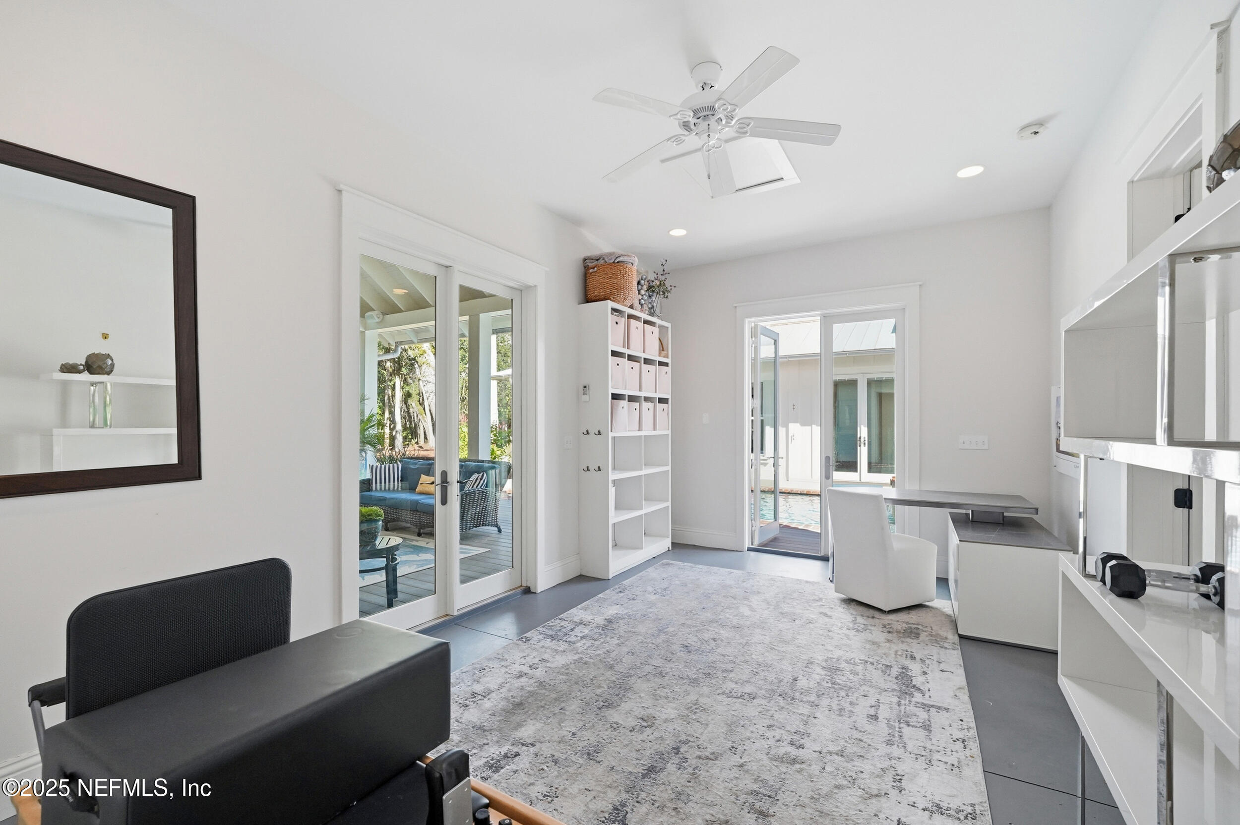 4745 Palm Valley Road Ponte Vedra Beach, FL 32082 - Photo 75 of 104 a living room with furniture and a couch