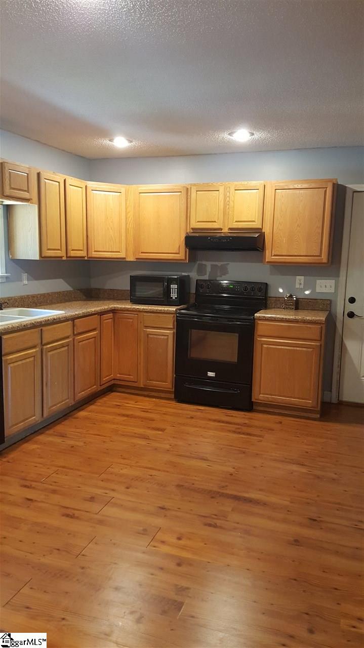 728 Dividing Water Road Travelers Rest, SC 29690 - Photo 2 of 21 Gallery Image 2