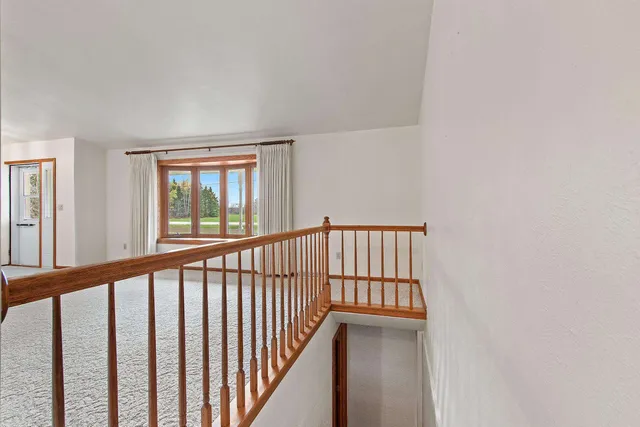 $334,900 | 230 South County Line Road, De Pere, WI 54115