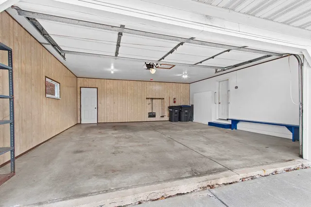 $334,900 | 230 South County Line Road, De Pere, WI 54115