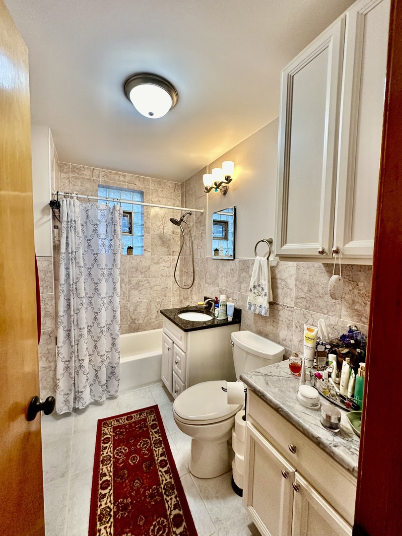 4251 North Marmora Avenue Chicago, IL 60634 - Photo 11 of 24 Gallery Image 11