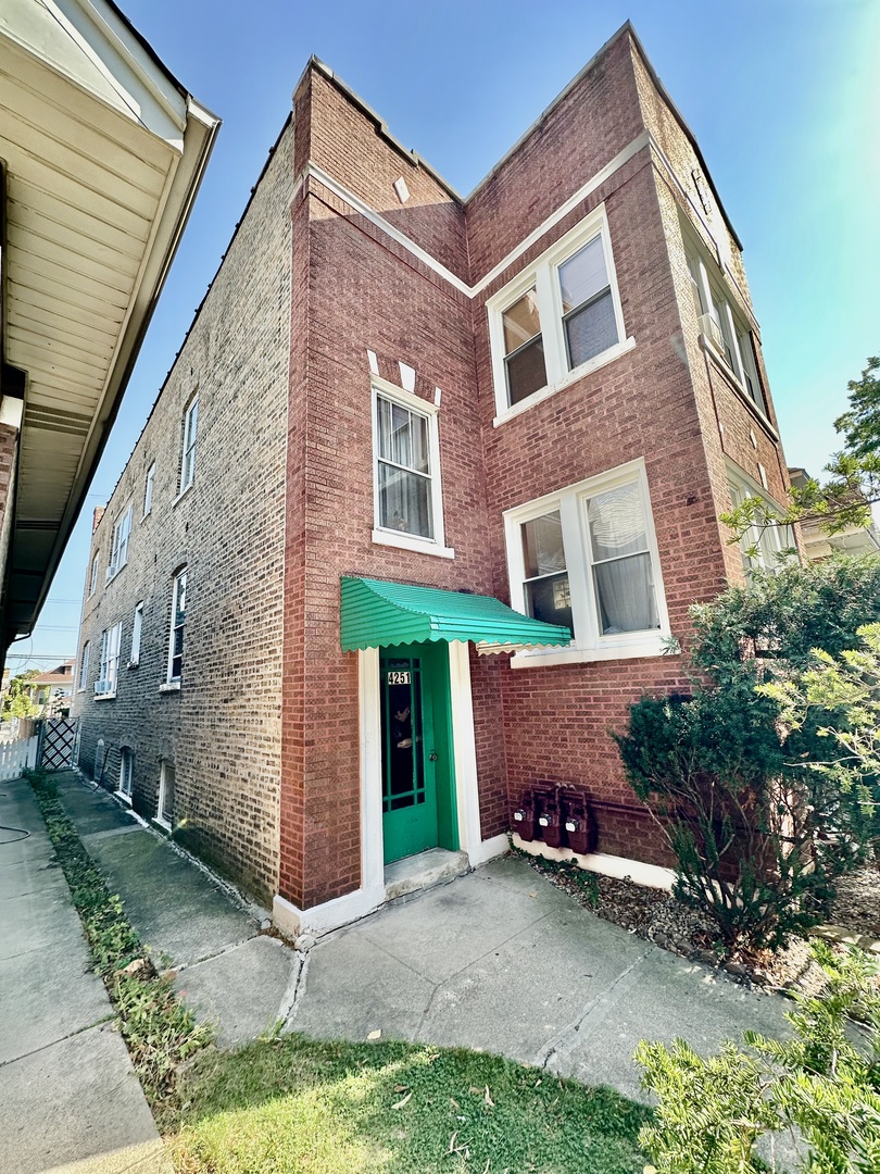 4251 North Marmora Avenue Chicago, IL 60634 - Photo 2 of 24 Gallery Image 2