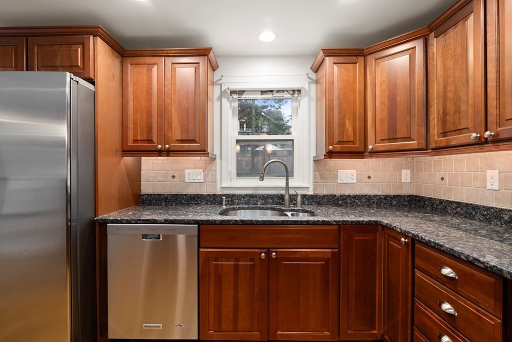 14 Porter Road North Reading, MA 01864 - Photo 14 of 41 Gallery Image 14