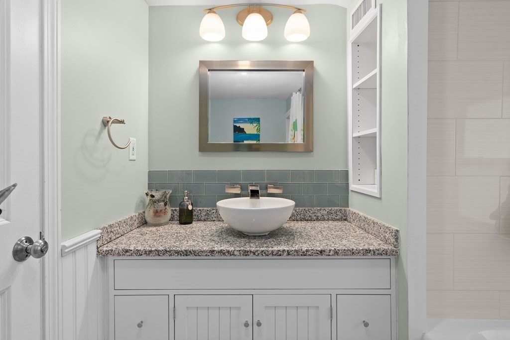 14 Porter Road North Reading, MA 01864 - Photo 25 of 41 Gallery Image 25