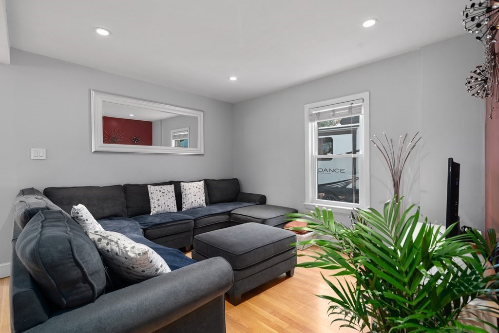 14 Porter Road North Reading, MA 01864 - Photo 8 of 41 Gallery Image 8
