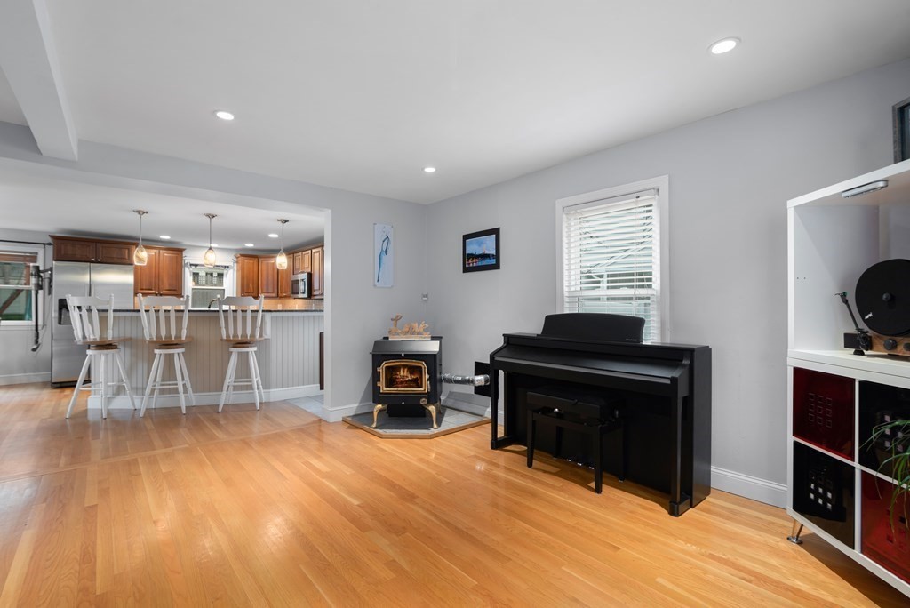 14 Porter Road North Reading, MA 01864 - Photo 9 of 41 Gallery Image 9