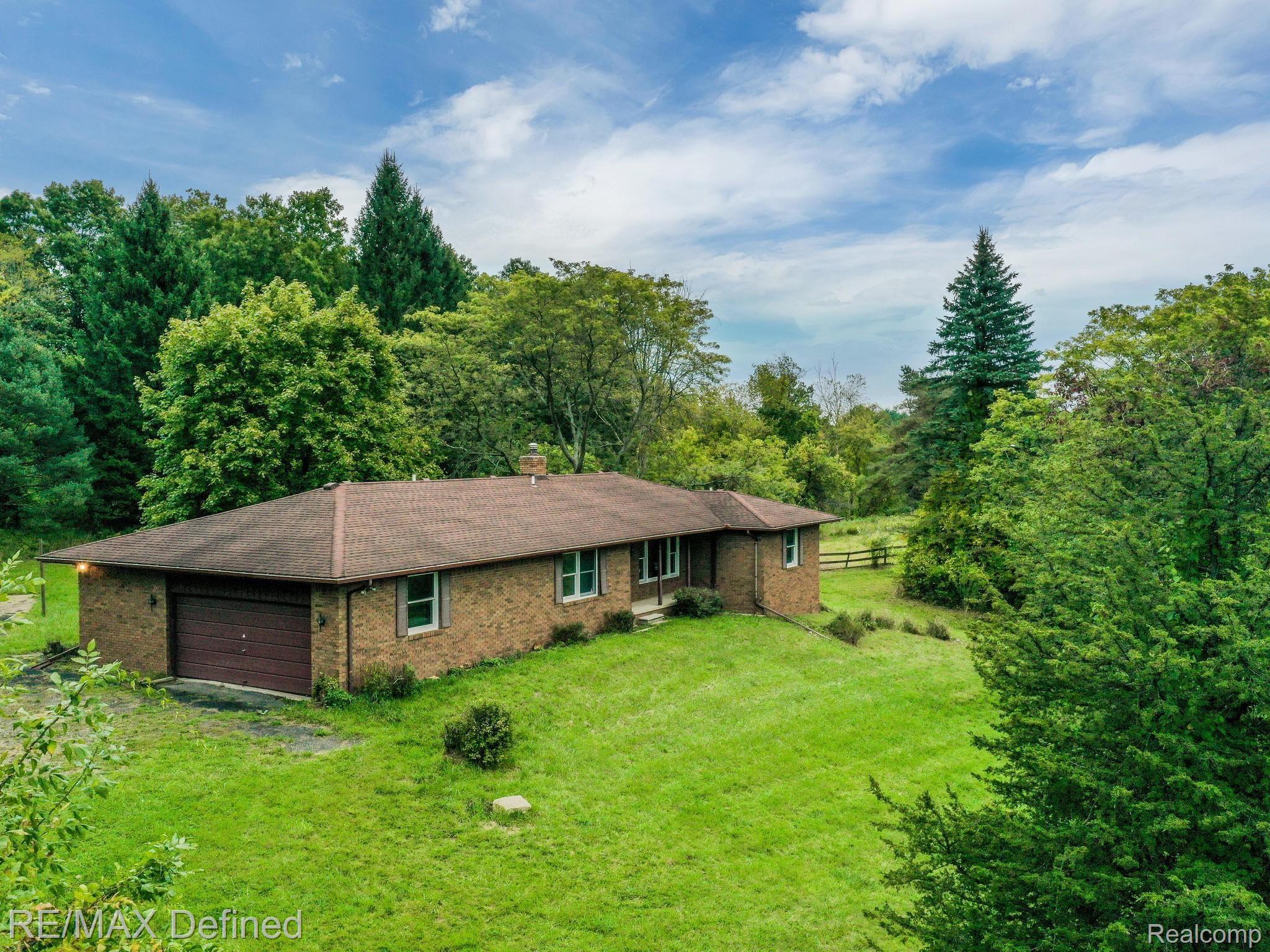 601 Lake George Road Oakland, MI 48363 - Photo 8 of 55 601 Lake George Rd Oakland-021-021-601 Lake George Rd Oakland Twp-MLS_Size.jpg
