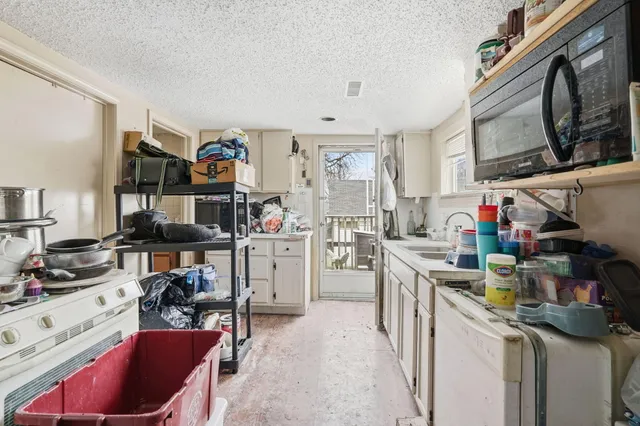 $32,000 | 346 Weiss Street, Saginaw, MI 48604