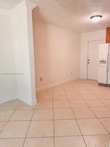 $2,000 | 2530 Northeast 182nd Street, Unit 2530, North Miami Beach, FL 33160