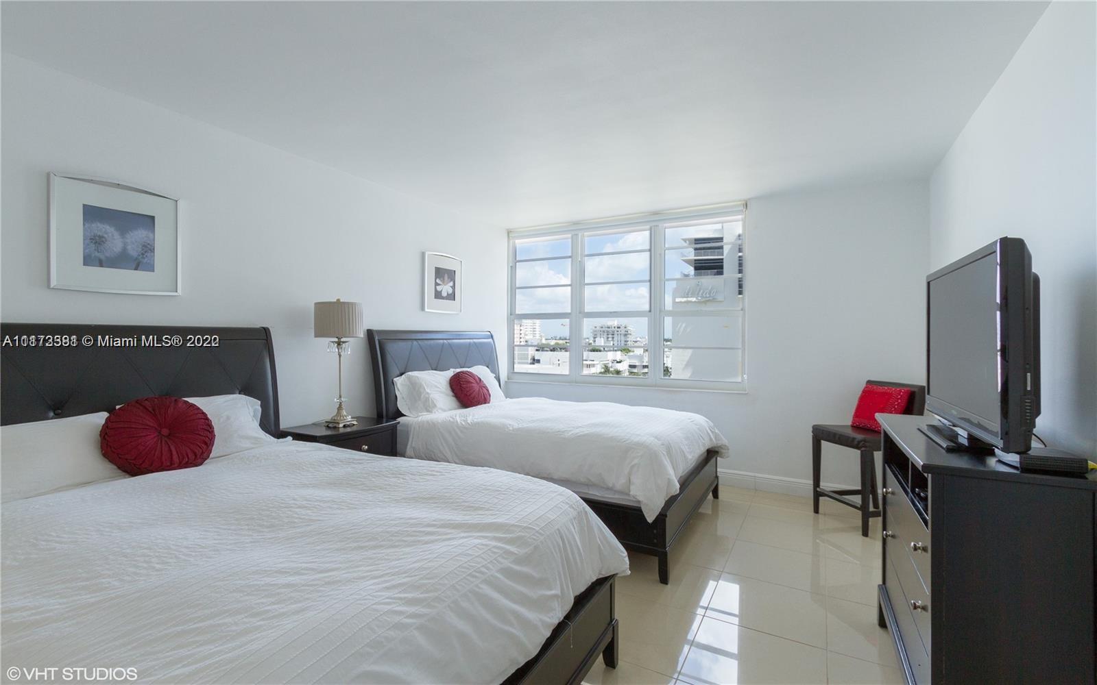 100 Lincoln Road, Unit 708 Miami Beach, FL 33139 - Photo 11 of 32 Gallery Image 11