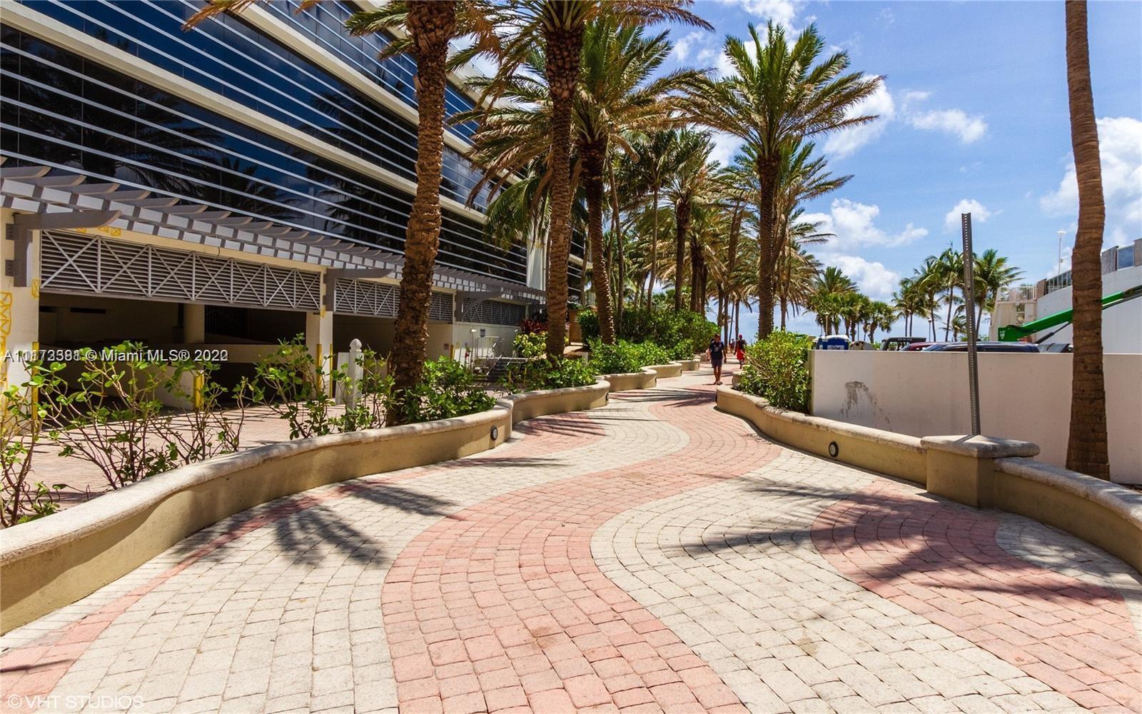 100 Lincoln Road, Unit 708 Miami Beach, FL 33139 - Photo 28 of 32 Gallery Image 28