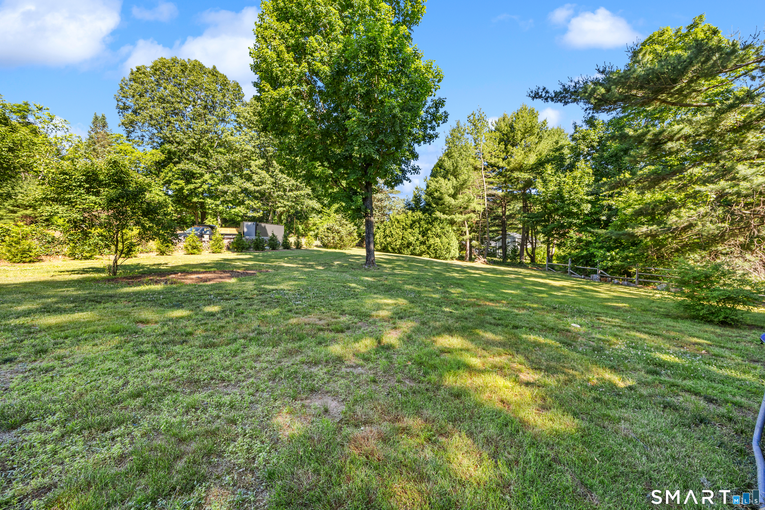 340 Middletown Avenue North Haven, CT 06473 - Photo 38 of 39