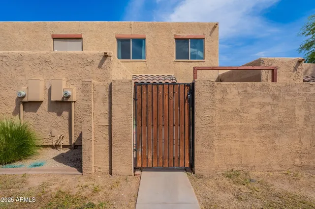 $1,450 | 948 South Alma School Road, Unit 118, Mesa, AZ 85210