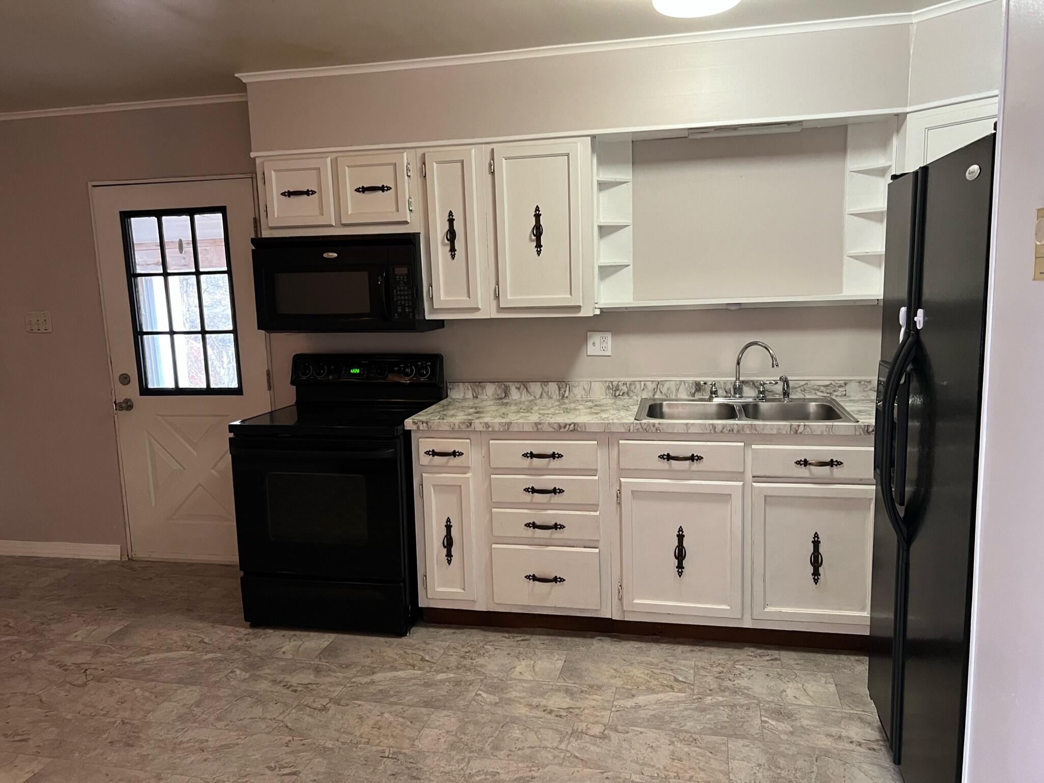 276 Big Mountain Road Rupert, WV 25984 - Photo 5 of 28 Gallery Image 5