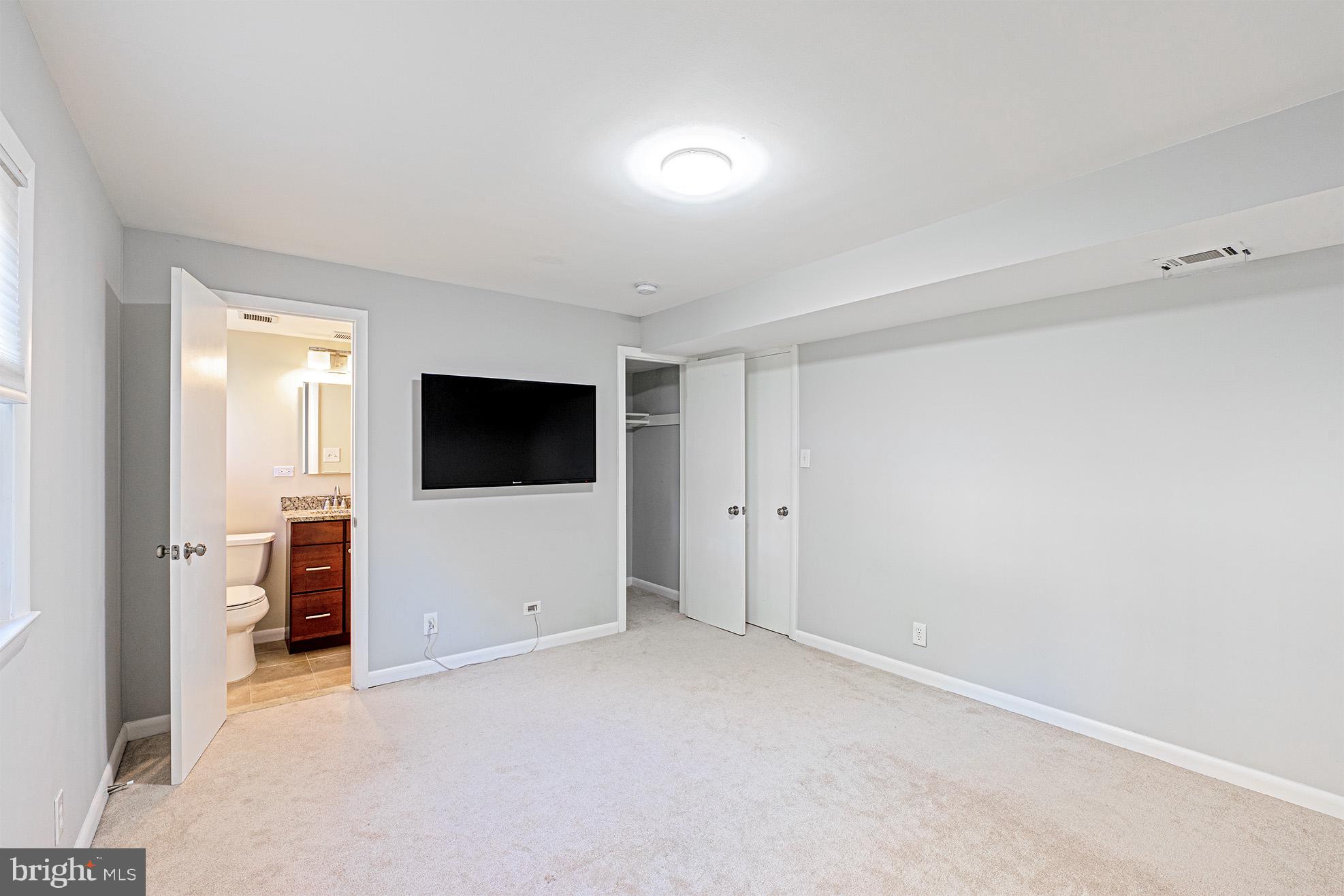 7112 Sea Cliff Road McLean, VA 22101 - Photo 23 of 34