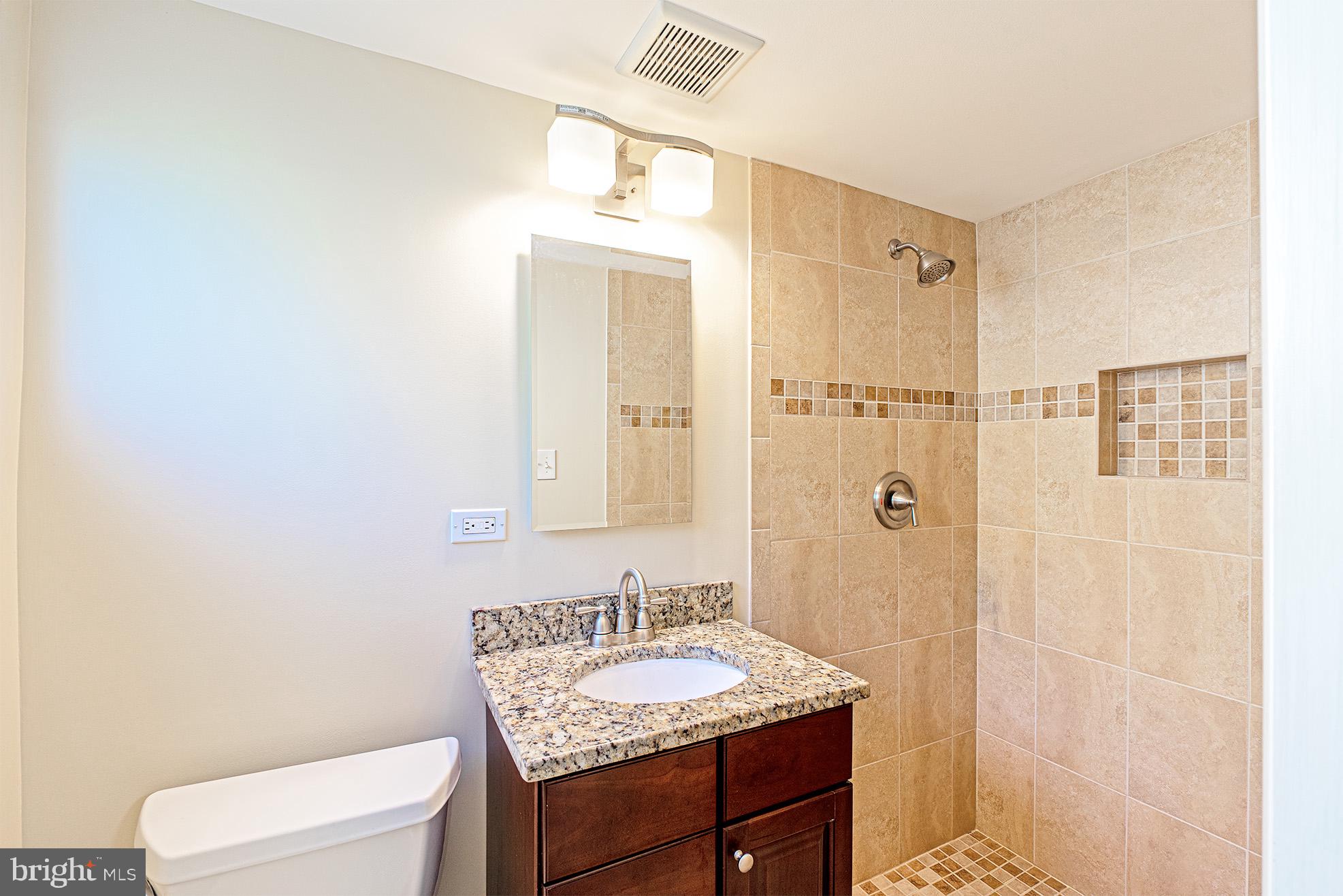 7112 Sea Cliff Road McLean, VA 22101 - Photo 24 of 34