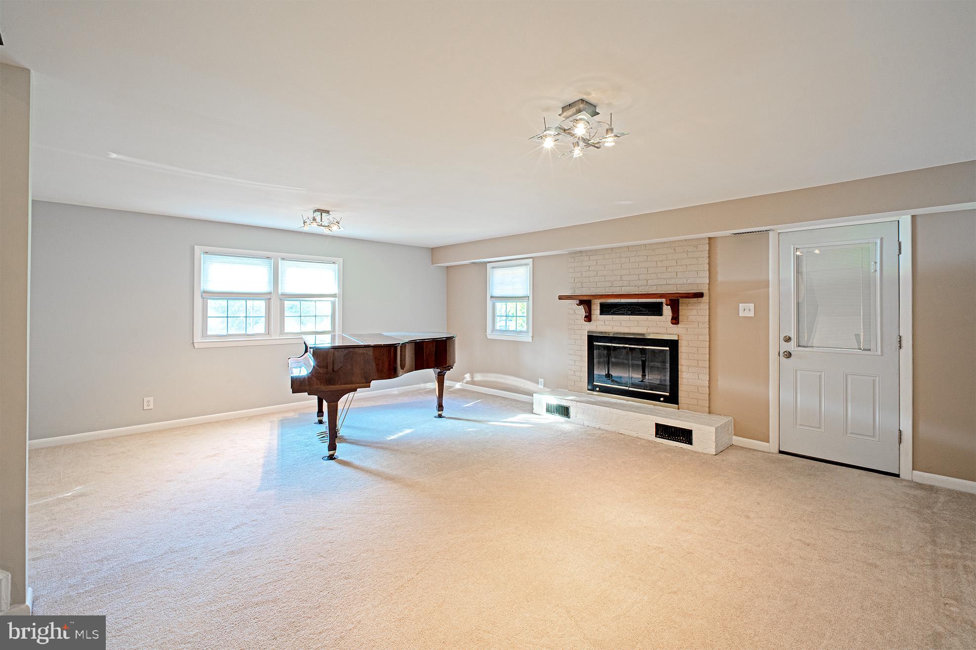 7112 Sea Cliff Road McLean, VA 22101 - Photo 26 of 34