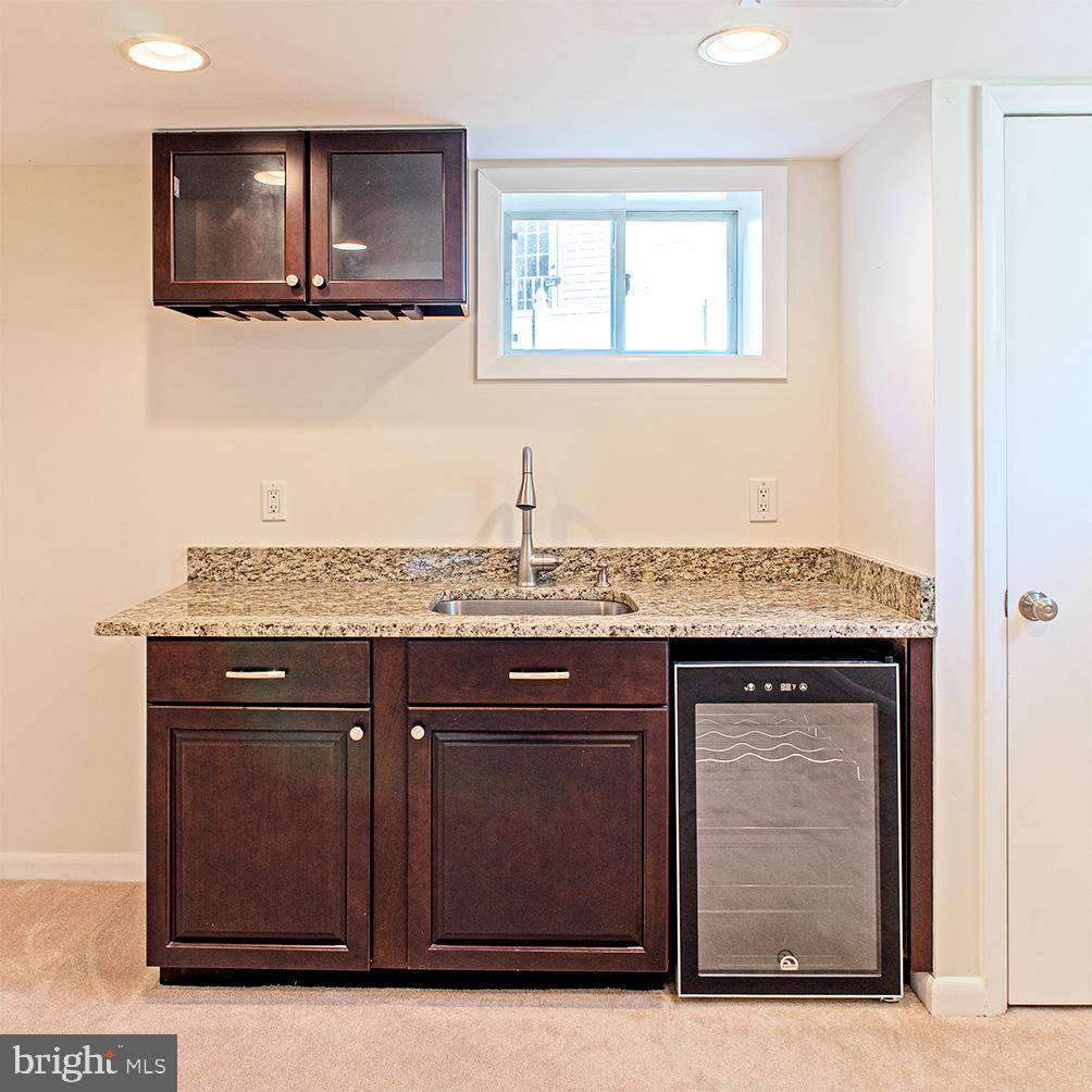 7112 Sea Cliff Road McLean, VA 22101 - Photo 29 of 34