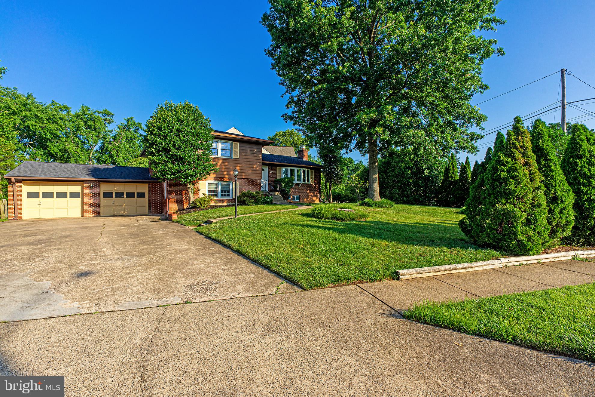 7112 Sea Cliff Road McLean, VA 22101 - Photo 33 of 34