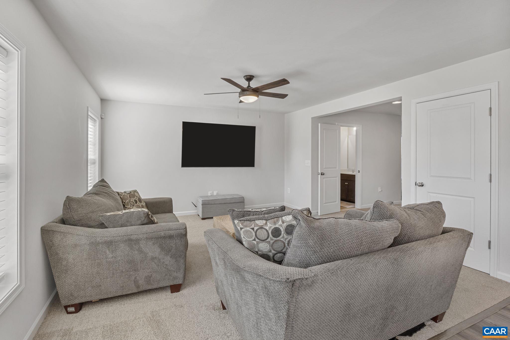 124 Shady Court Waynesboro, VA 22980 - Photo 5 of 32 a living room with furniture and a flat screen tv