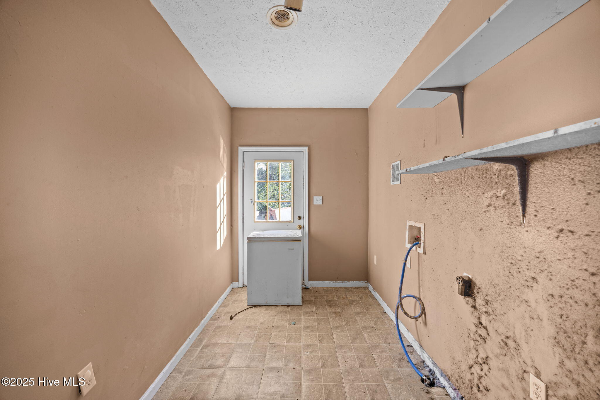 220 Great Neck Road Havelock, NC 28532 - Photo 18 of 33 19-web-or-mls-0C0A4328