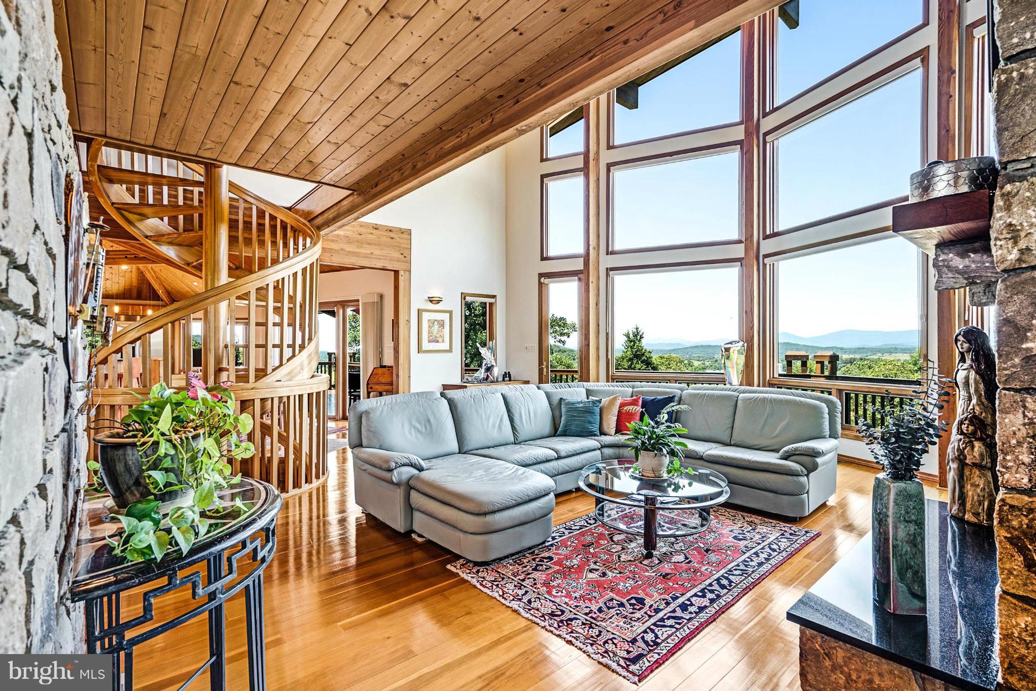 10306 Ada Road Marshall, VA 20115 - Photo 5 of 30 Great Room with Stunning Views