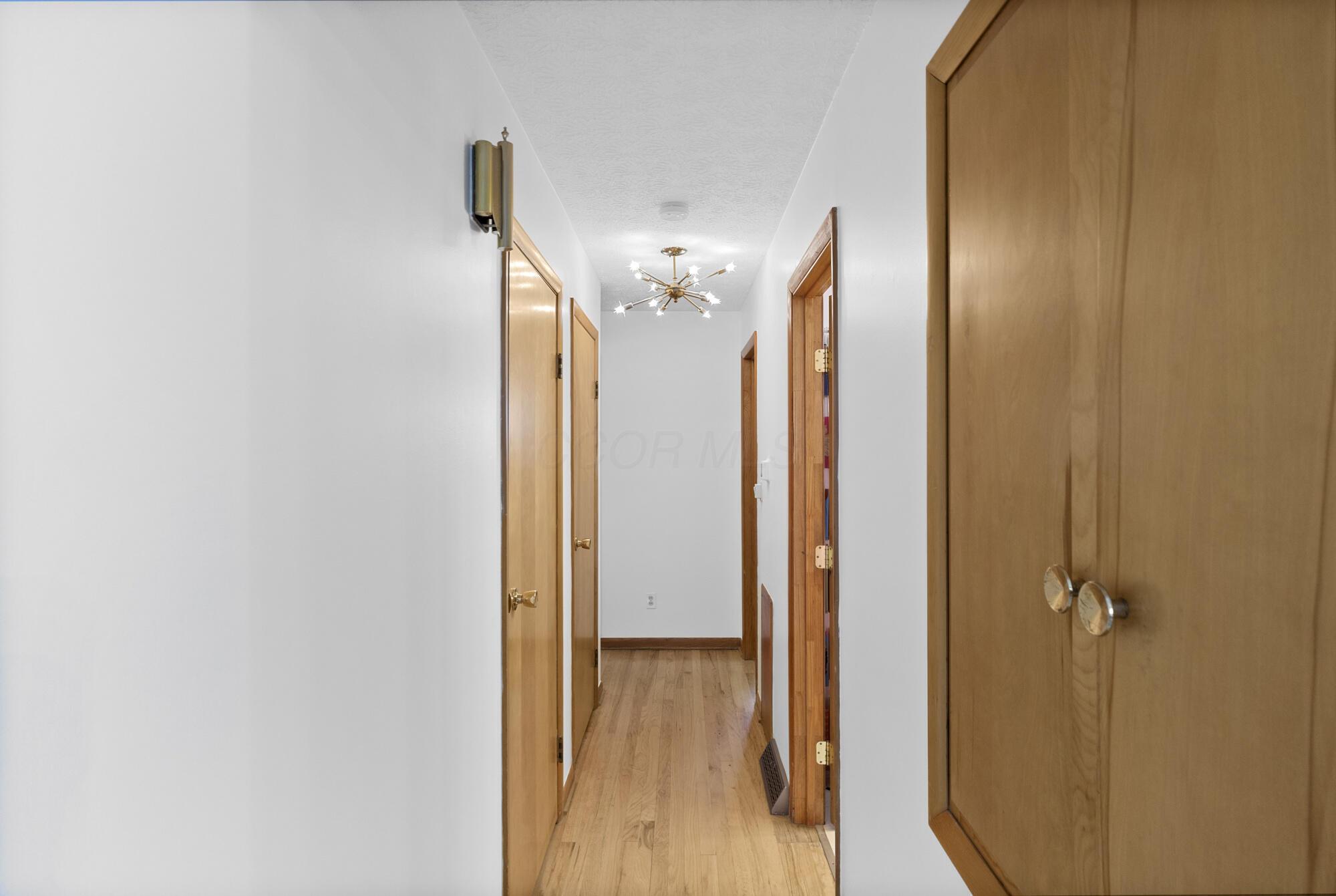 4460 Wanda Lane Road Columbus, OH 43224 - Photo 11 of 44 Gallery Image 11