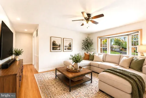 $785,000 | 314 Belmont Place Southwest, Leesburg, VA 20175
