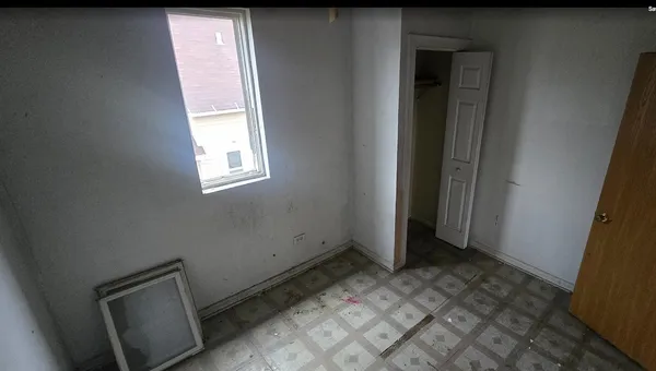 $67,800 | 328 West 106th Place, Chicago, IL 60628