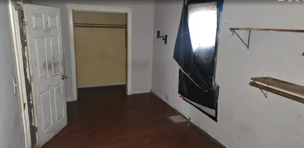 $67,800 | 328 West 106th Place, Chicago, IL 60628
