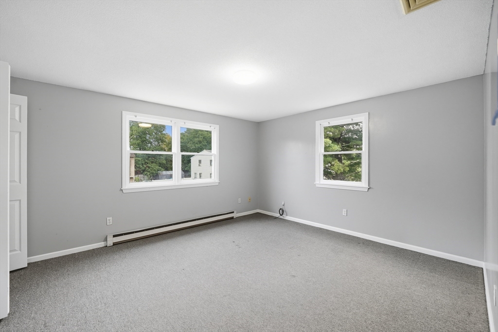 27-29 Allison Lane Springfield, MA 01129 - Photo 12 of 38