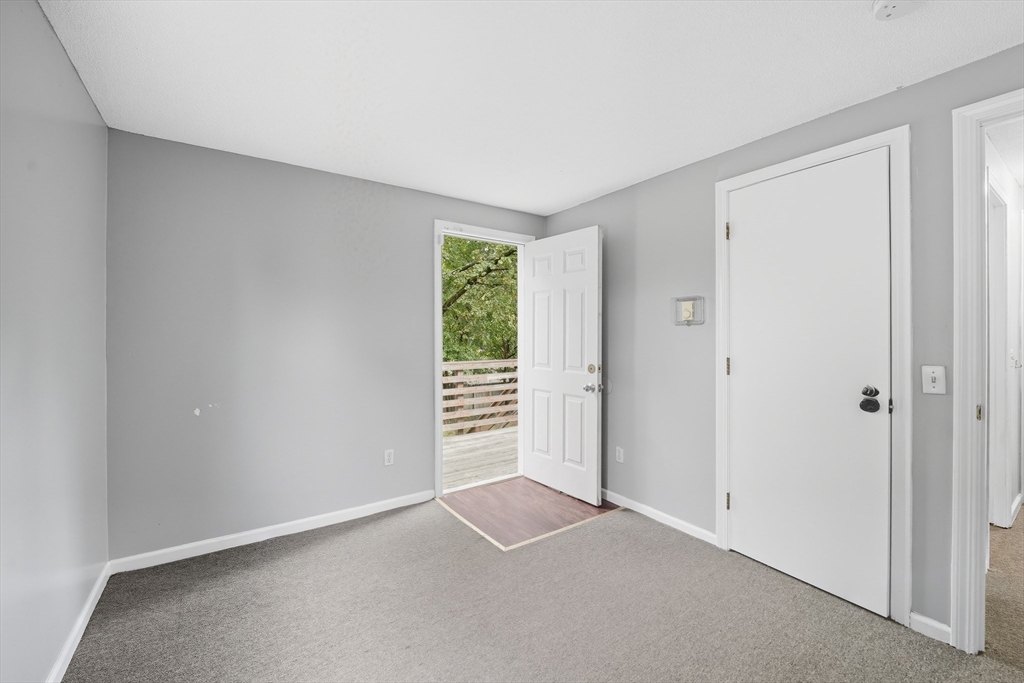 27-29 Allison Lane Springfield, MA 01129 - Photo 16 of 38