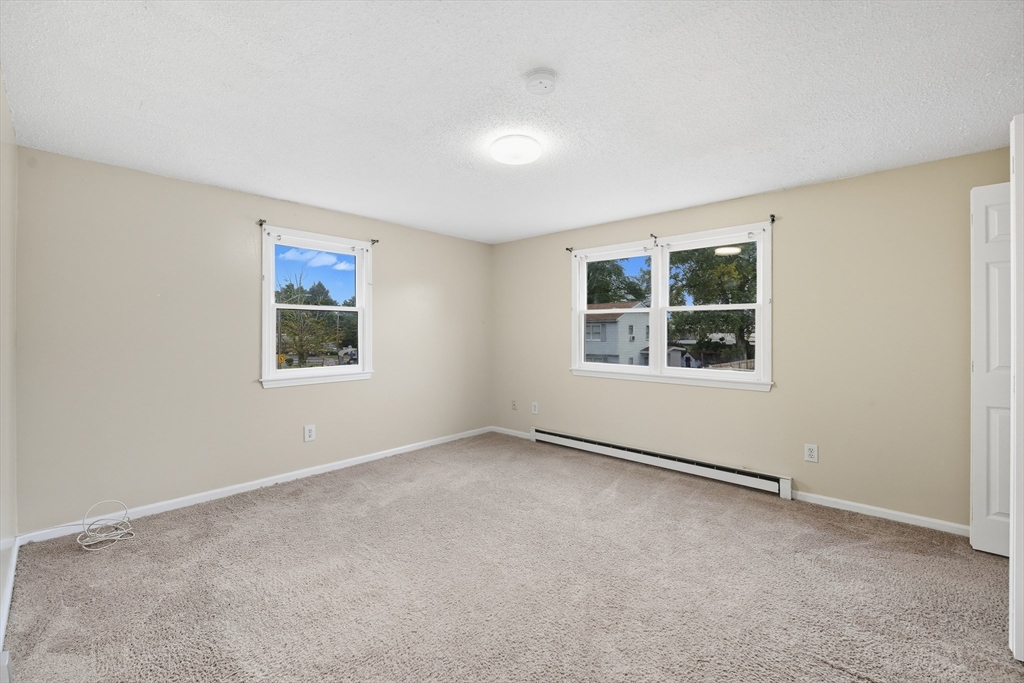 27-29 Allison Lane Springfield, MA 01129 - Photo 20 of 38