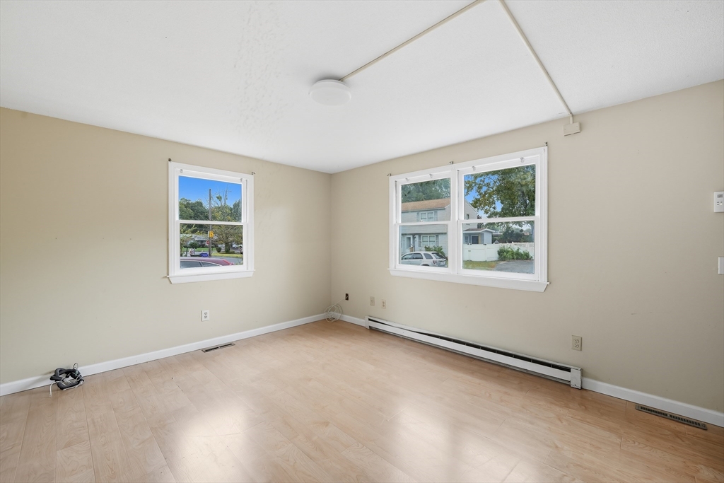 27-29 Allison Lane Springfield, MA 01129 - Photo 27 of 38