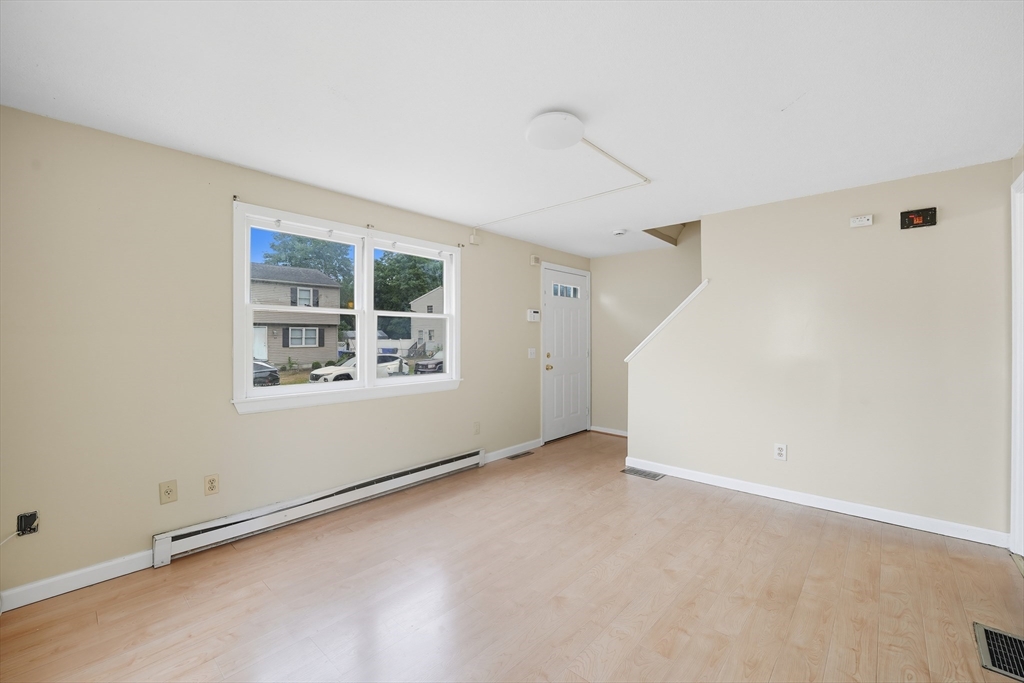 27-29 Allison Lane Springfield, MA 01129 - Photo 28 of 38