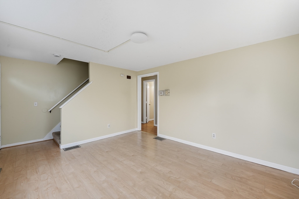 27-29 Allison Lane Springfield, MA 01129 - Photo 29 of 38